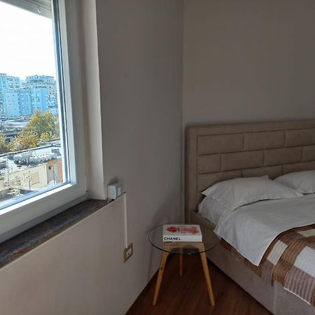 Penthouse Rooms & Aparts Tirana Extérieur photo