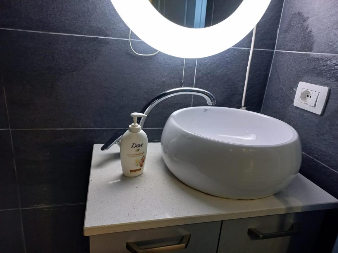 Penthouse Rooms & Aparts Tirana Extérieur photo