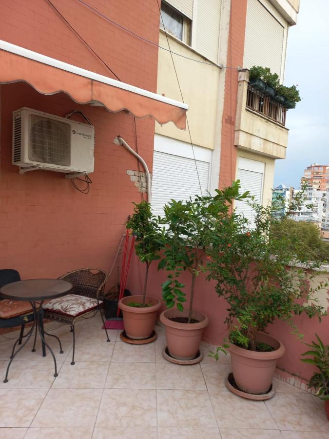 Penthouse Rooms & Aparts Tirana Extérieur photo