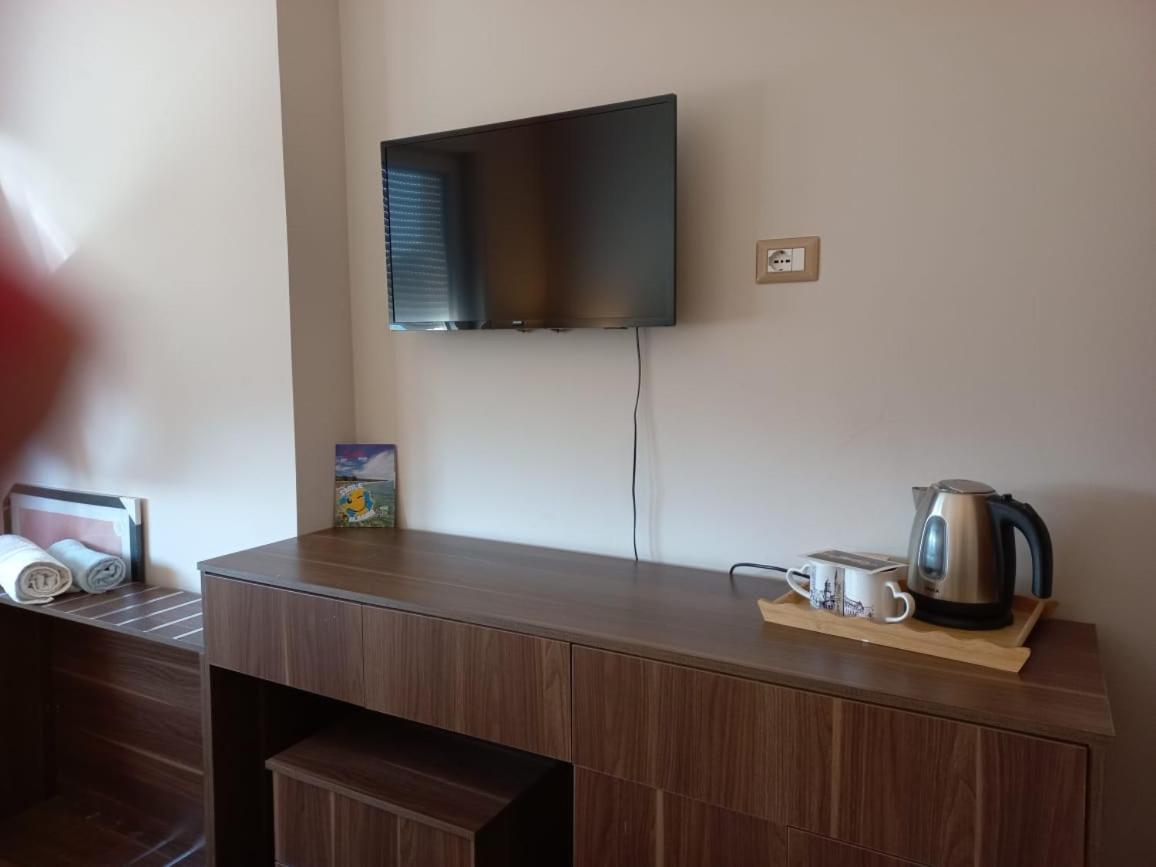 Penthouse Rooms & Aparts Tirana Extérieur photo